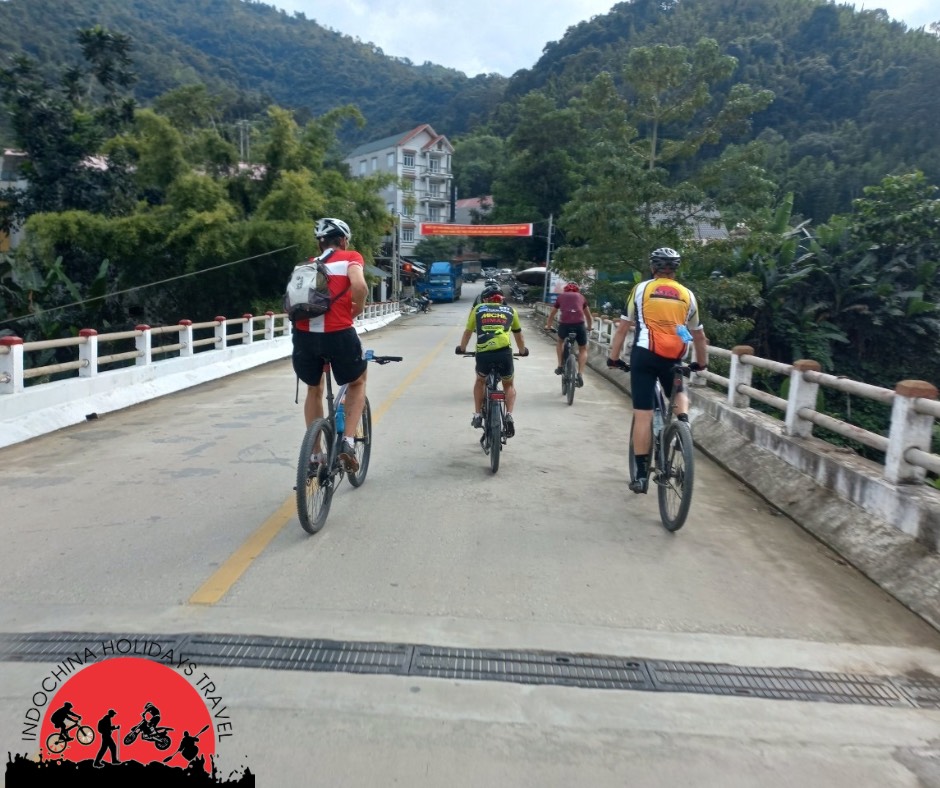 11 Days Cycling From Hanoi To Nha Trang
