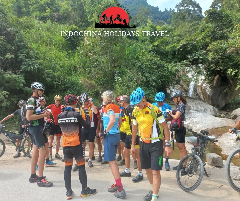 17 Day Northern Vietnam Experience Cycling Tour