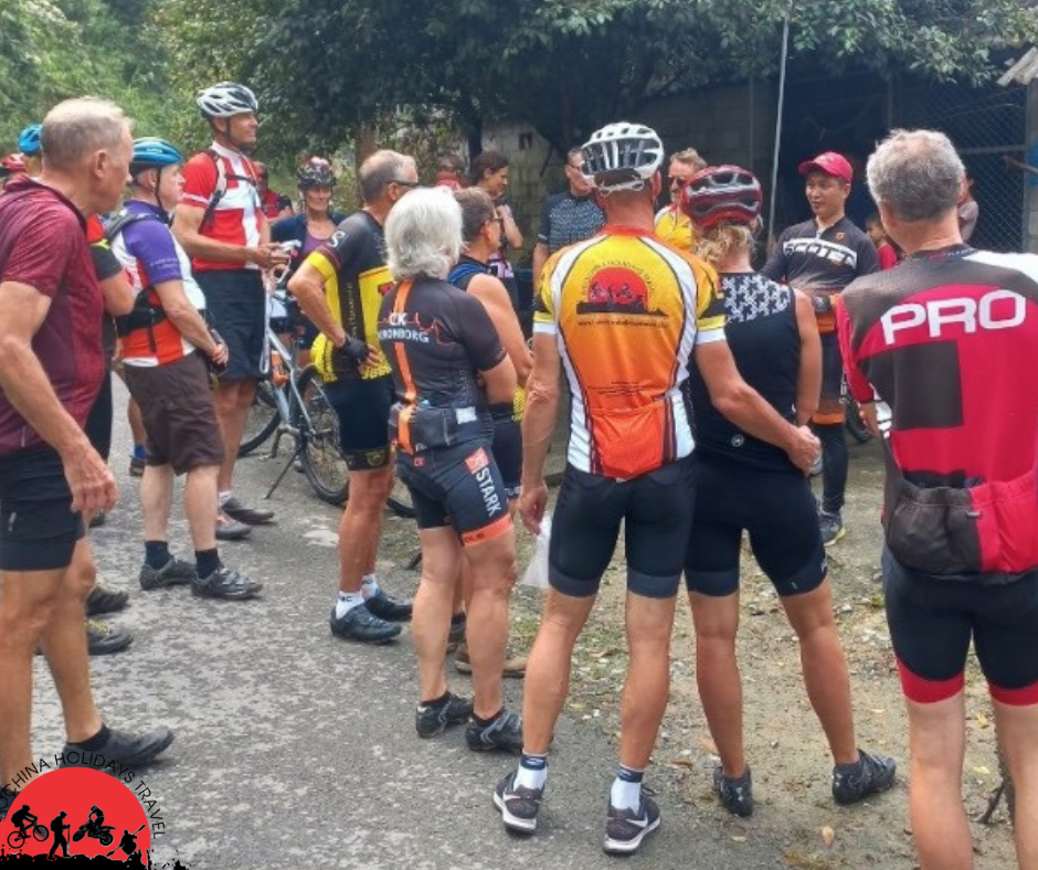 20 Days Cycling From Northern To Central Highlands and Southern