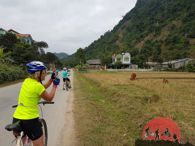 Hanoi Cycling To Mai Chau and Ninh Binh - 4 Days 3