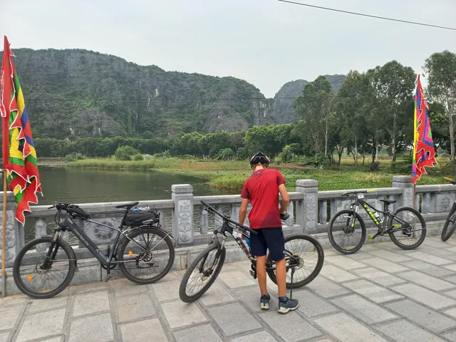 1 Day Hanoi Cycling To Villages Along Red River 2