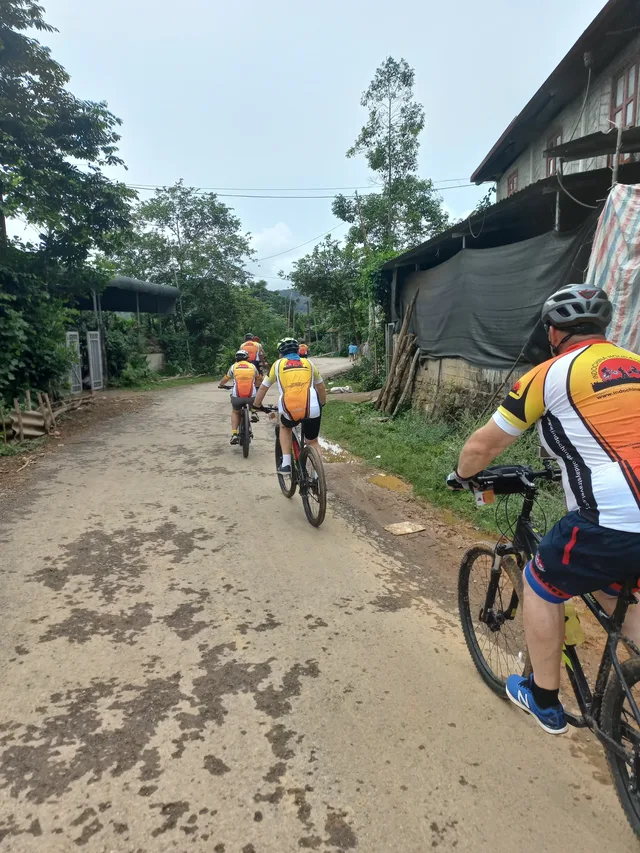 19 Days-Ho Chi Minh Cycle To Cambodia and Thaialnd 3