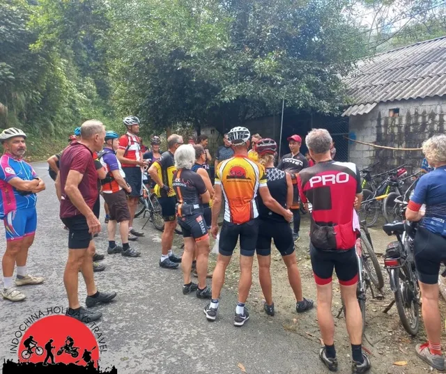1 Day Hanoi Cycling To Villages Along Red River