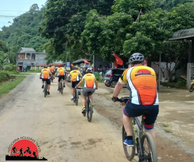 2 Days Hanoi Cycling to Tam Dao Mountain