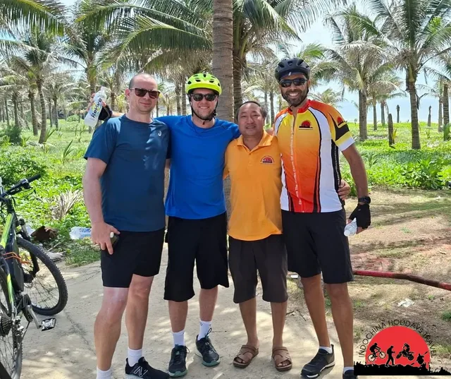 4 Days Hanoi Challenge to Taxua Mummit and Tram Tau Hot springs