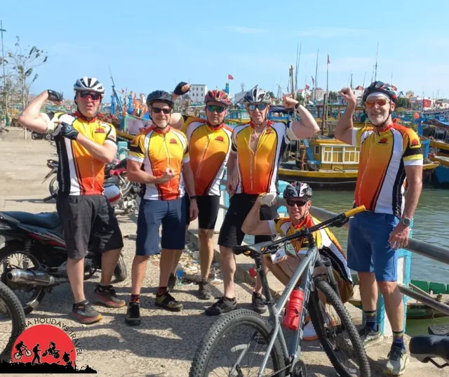 3 Days Hanoi cycling to Mai Chau and Pu Luong Retreat