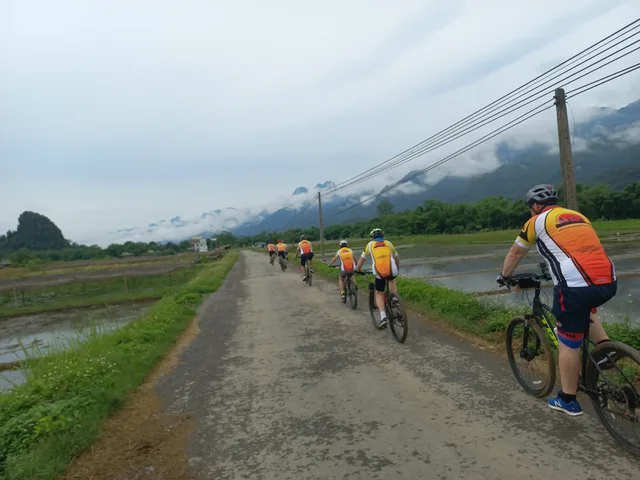 24 Days-Saigon Biking To Luang Prabang 4