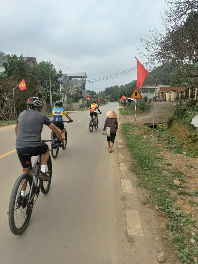 25 Days Cycling From Vietnam - Laos- Thailand - Cambodia 4