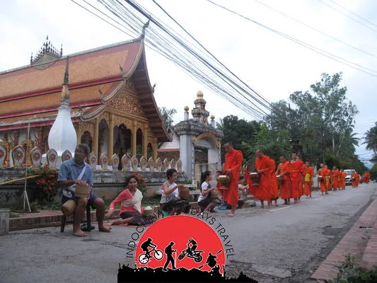 Phnom Penh Cycling Ho Chi Minh City - 5 Days 1