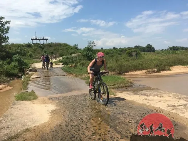 Saigon Cycling to Hanoi – 10 days 3